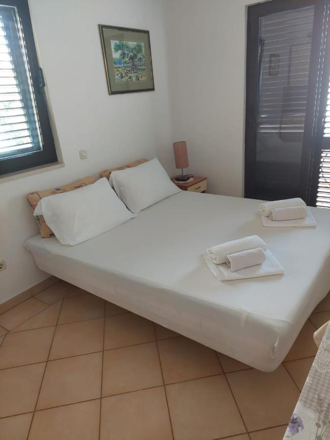 Apartmani Lavanda Pag Town Exteriér fotografie