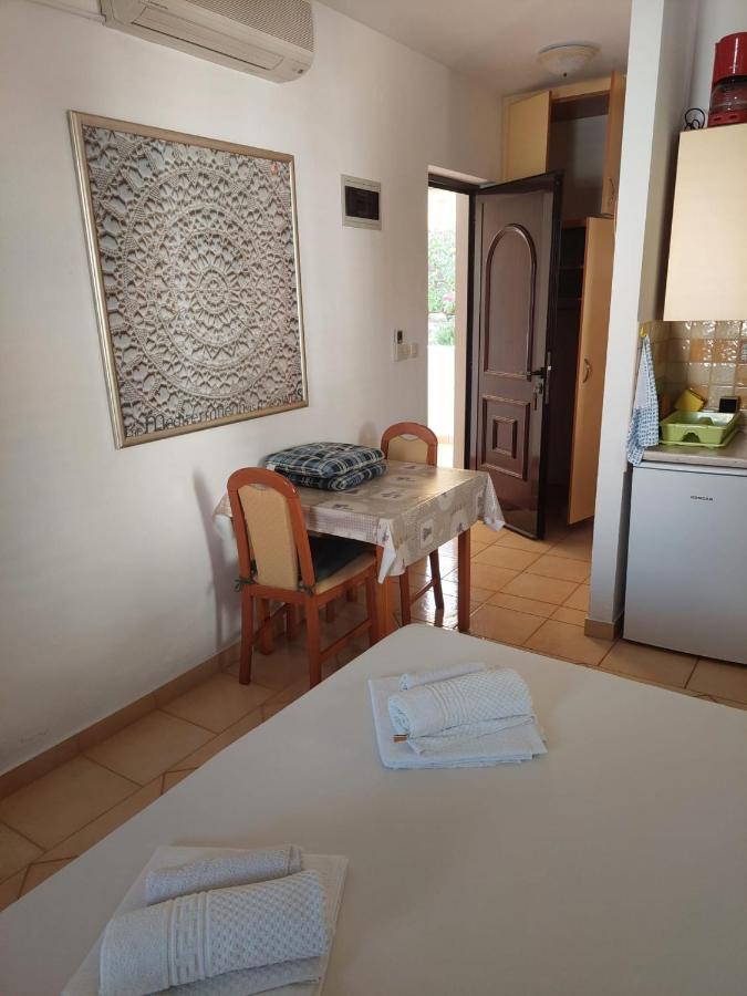 Apartmani Lavanda Pag Town Exteriér fotografie
